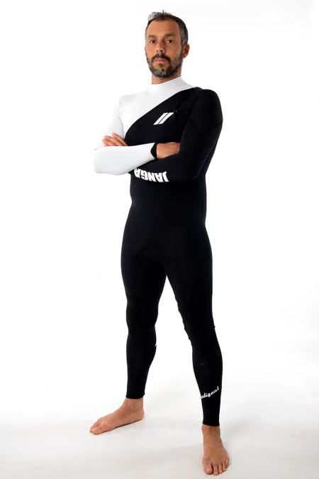 Traje de Neopreno Janga wetsuits Blanco y negro 2 mm modelo indigent